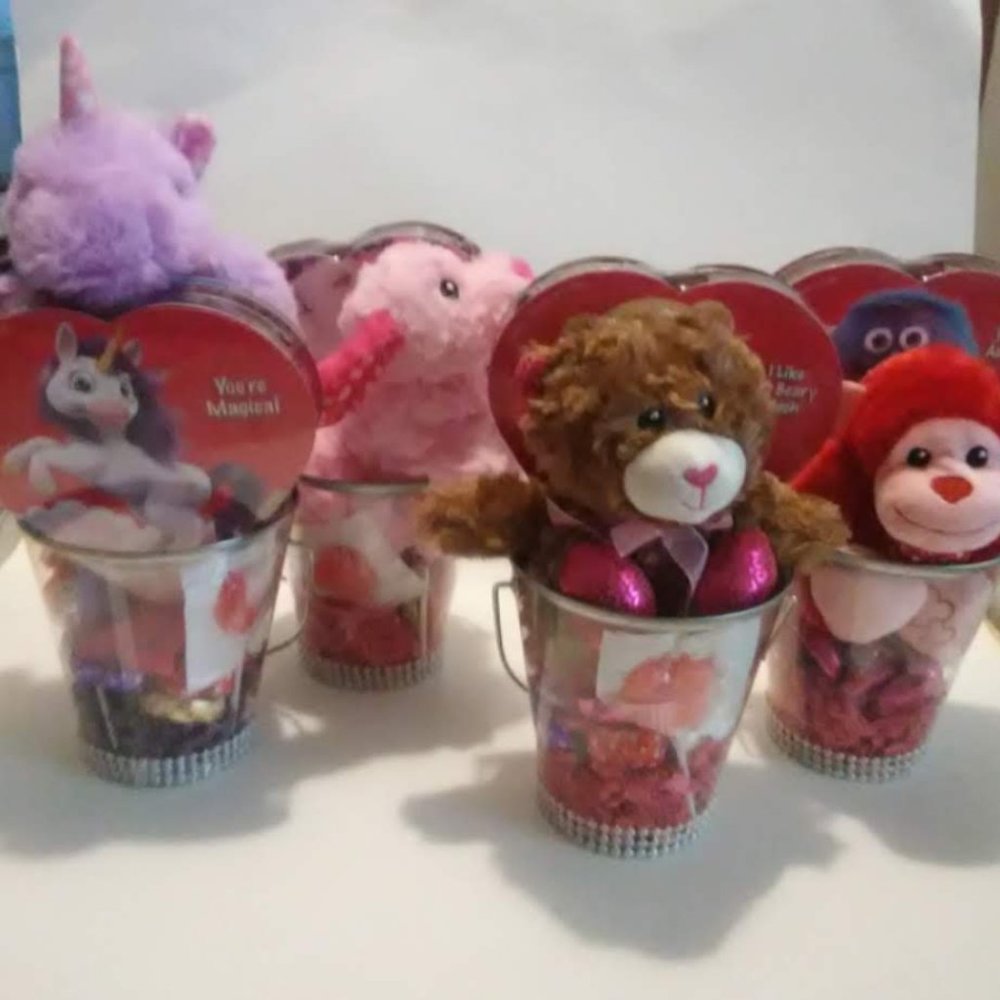 Kids Valentines Pail